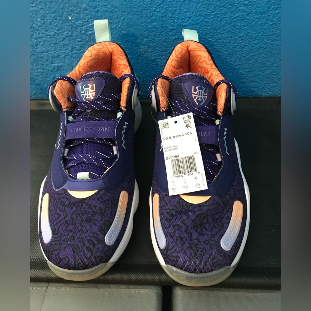 New Adidas D.O.N. Issue 3 GCA GV7264 Men Basketball Shoes Purple Orange Size 8.5